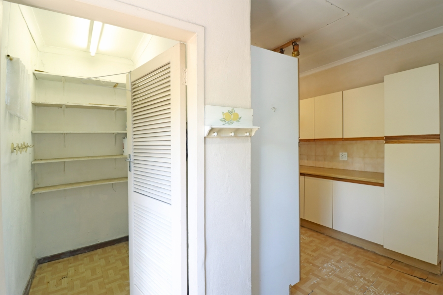 4 Bedroom Property for Sale in Corlett Gardens Gauteng