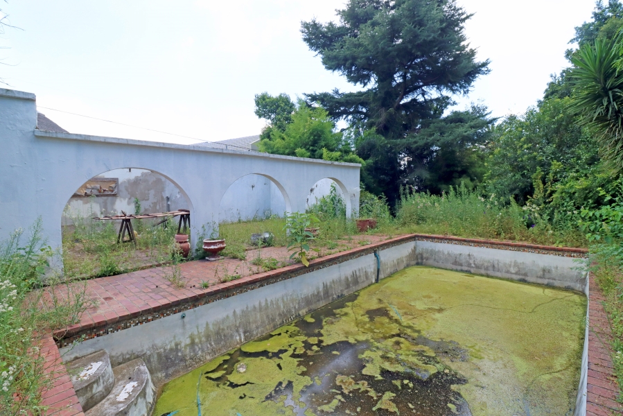 4 Bedroom Property for Sale in Corlett Gardens Gauteng