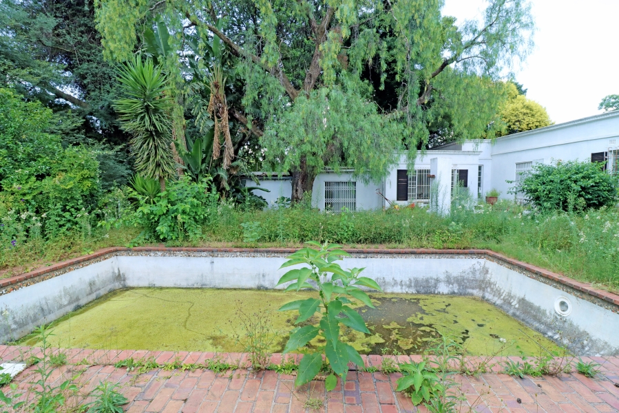 4 Bedroom Property for Sale in Corlett Gardens Gauteng