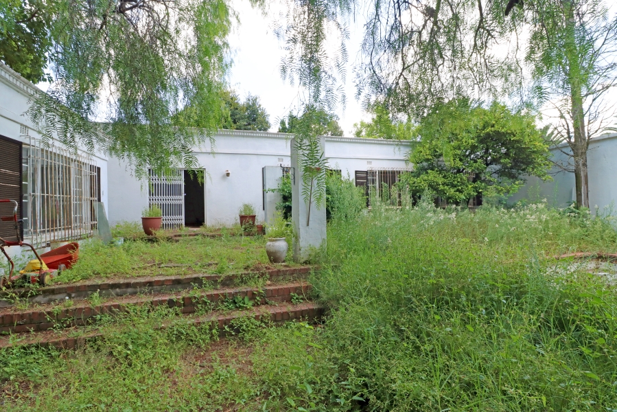 4 Bedroom Property for Sale in Corlett Gardens Gauteng