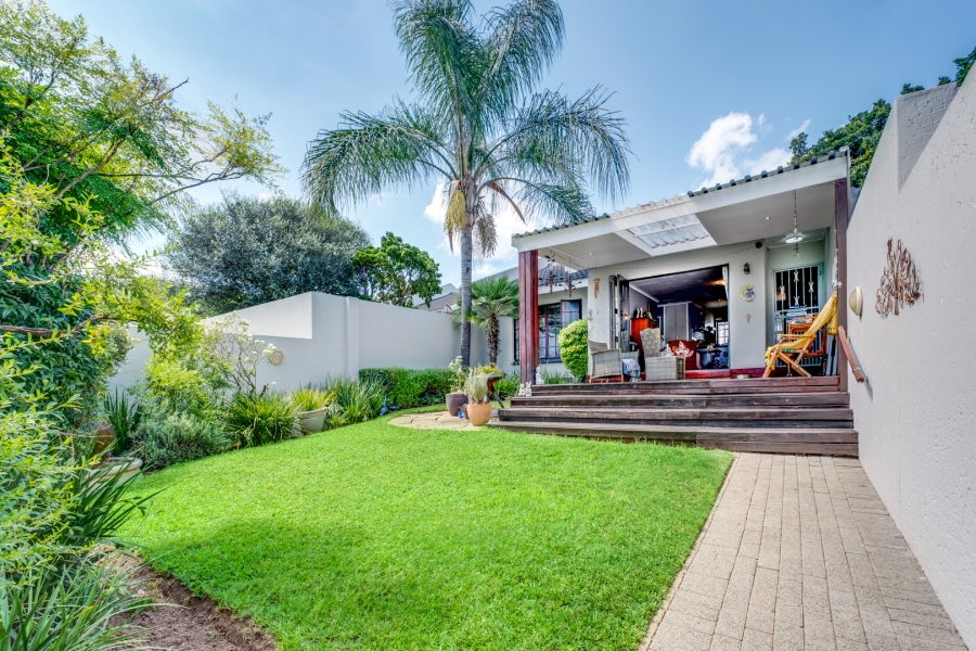 2 Bedroom Property for Sale in Lonehill Gauteng