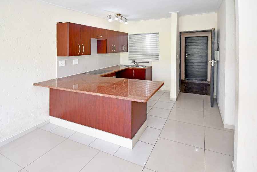 1 Bedroom Property for Sale in Jackal Creek Golf Estate Gauteng