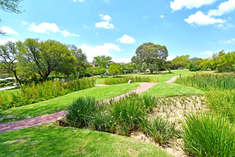 1 Bedroom Property for Sale in Jackal Creek Golf Estate Gauteng