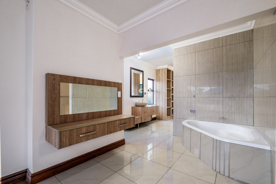 4 Bedroom Property for Sale in Randpark Ridge Gauteng