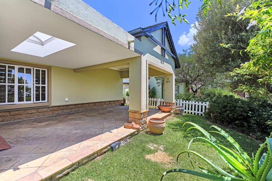 2 Bedroom Property for Sale in Waterfall Hills Mature Lifestyle Estate Gauteng