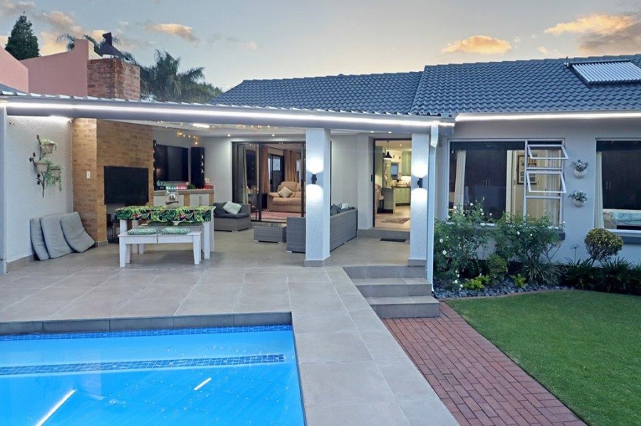 3 Bedroom Property for Sale in Marais Steyn Park Gauteng