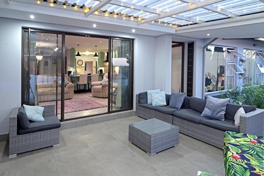 3 Bedroom Property for Sale in Marais Steyn Park Gauteng