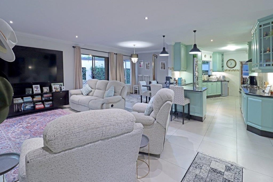 3 Bedroom Property for Sale in Marais Steyn Park Gauteng