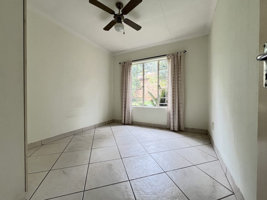 To Let 2 Bedroom Property for Rent in Olivedale Gauteng