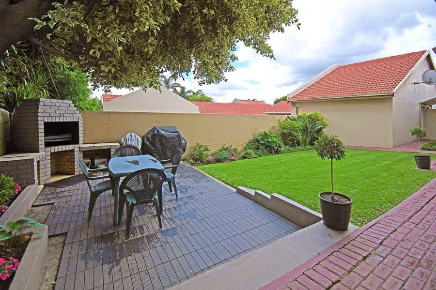 3 Bedroom Property for Sale in Marais Steyn Park Gauteng