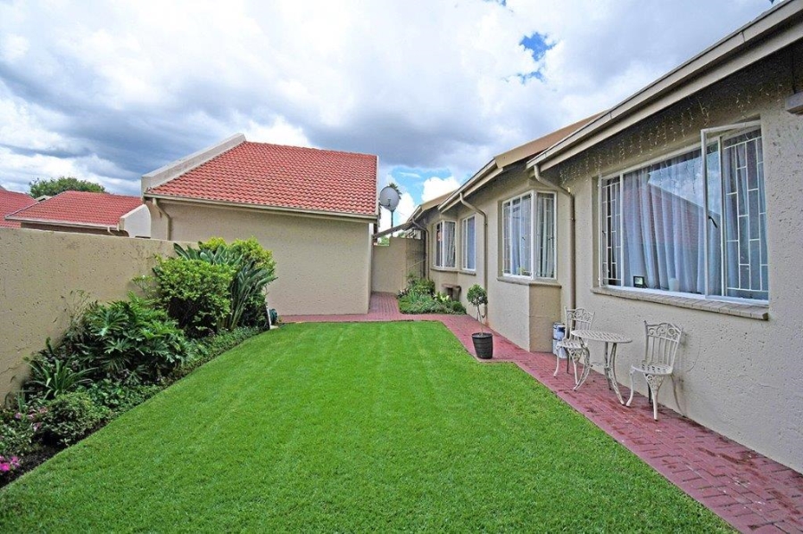 3 Bedroom Property for Sale in Marais Steyn Park Gauteng