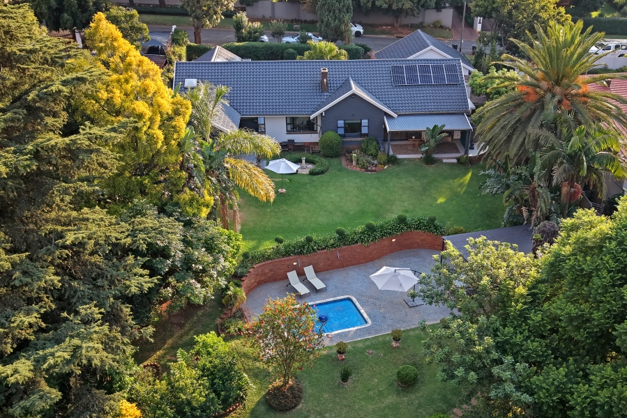 4 Bedroom Property for Sale in Northcliff Gauteng