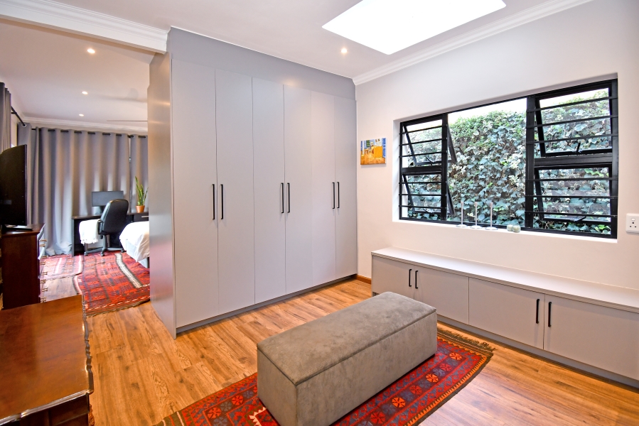 4 Bedroom Property for Sale in Northcliff Gauteng