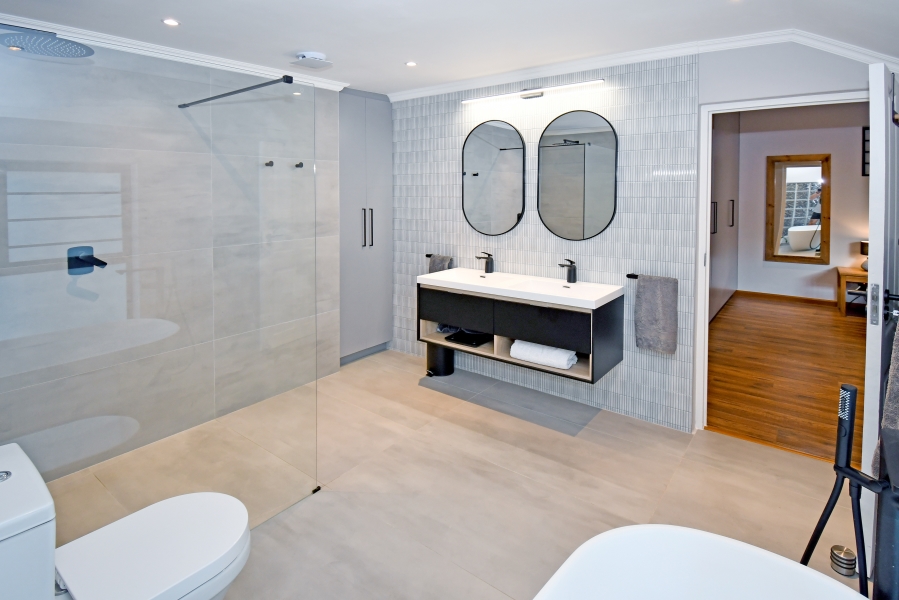 4 Bedroom Property for Sale in Northcliff Gauteng