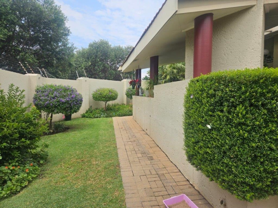 3 Bedroom Property for Sale in Marais Steyn Park Gauteng