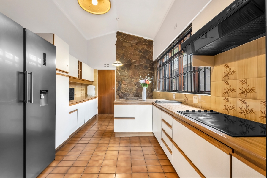 4 Bedroom Property for Sale in Emmarentia Gauteng