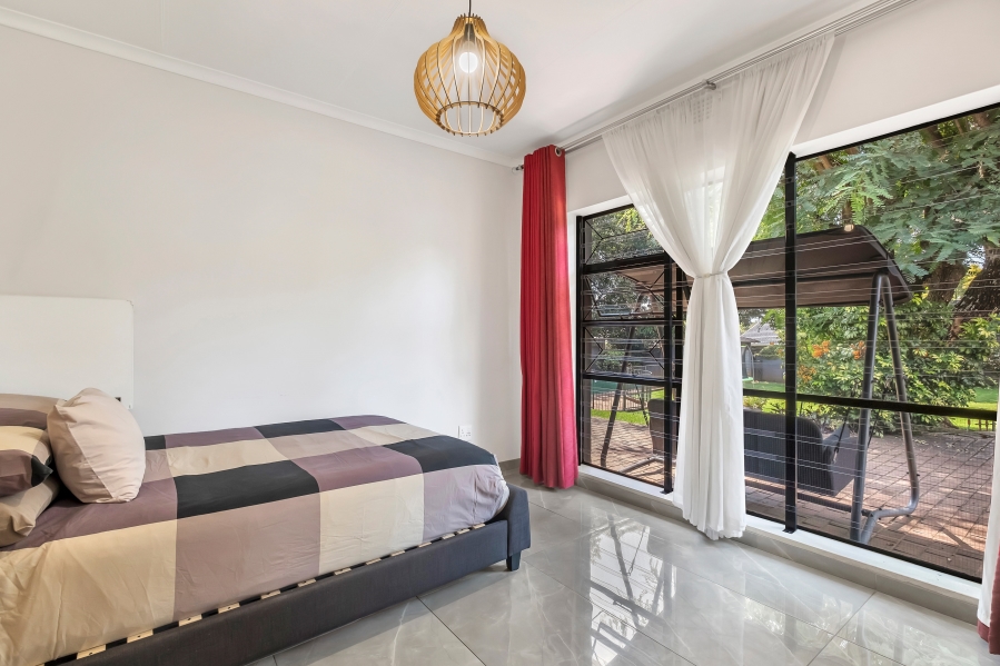 4 Bedroom Property for Sale in Emmarentia Gauteng