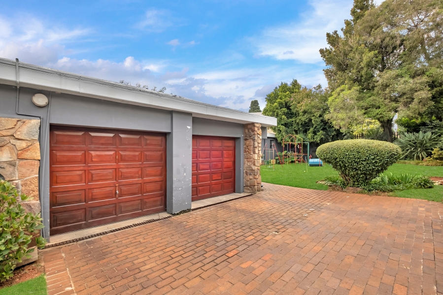 4 Bedroom Property for Sale in Emmarentia Gauteng