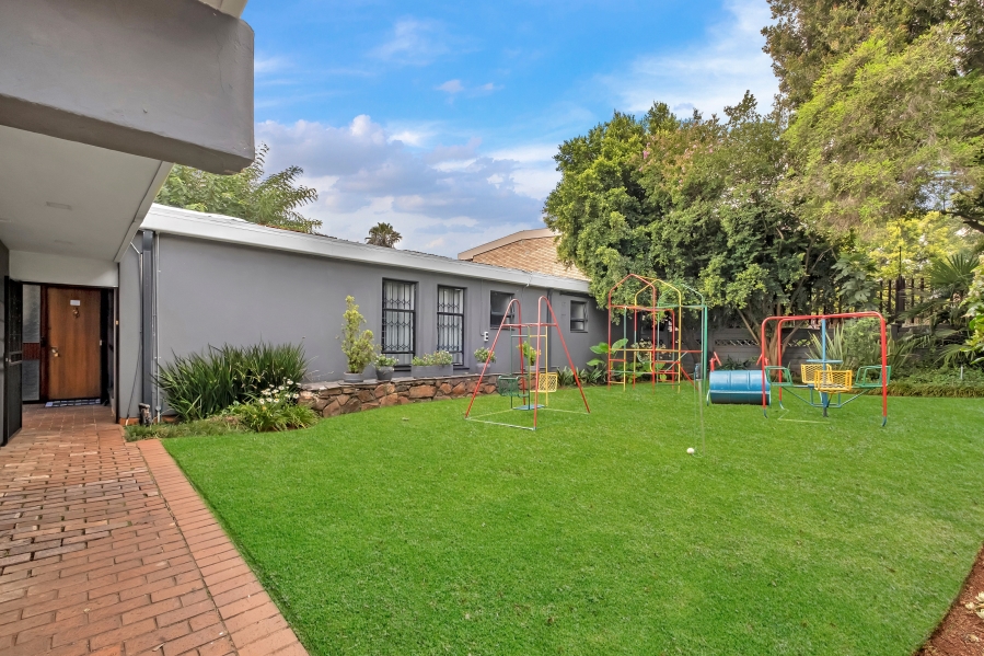 4 Bedroom Property for Sale in Emmarentia Gauteng