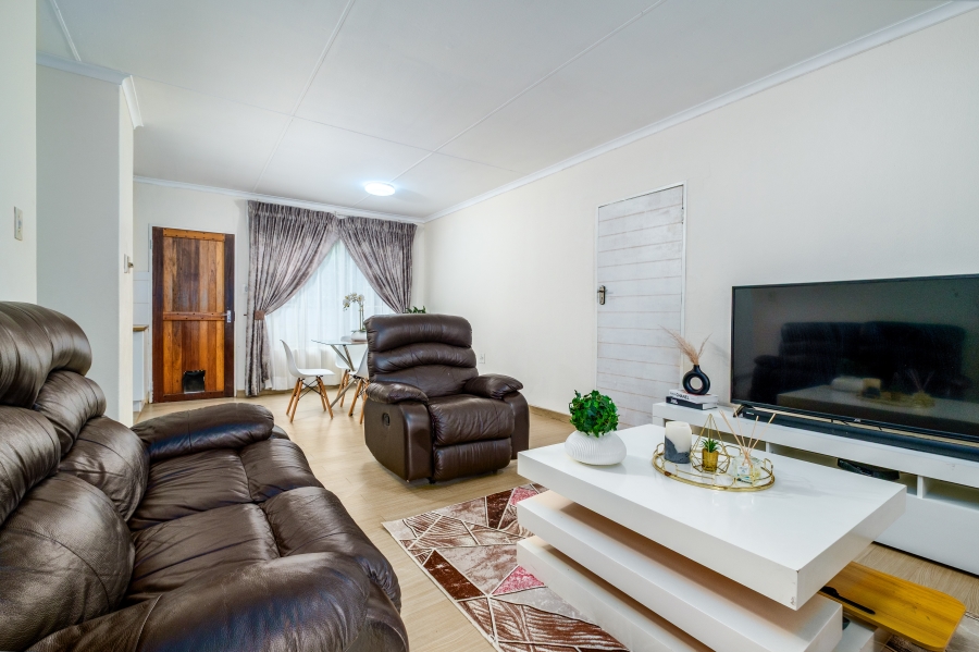 3 Bedroom Property for Sale in Bergbron Gauteng