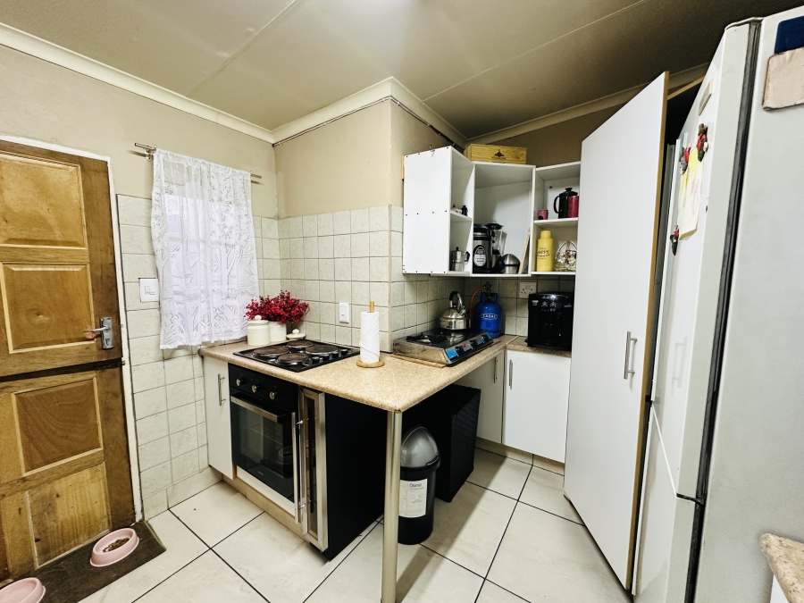 4 Bedroom Property for Sale in Florentia Gauteng