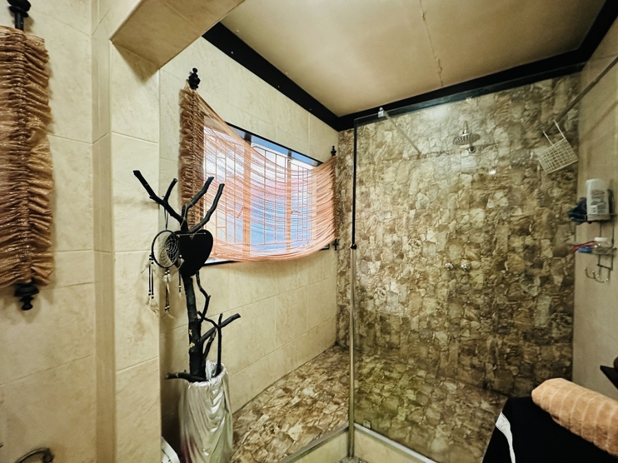 5 Bedroom Property for Sale in Alberton North Gauteng