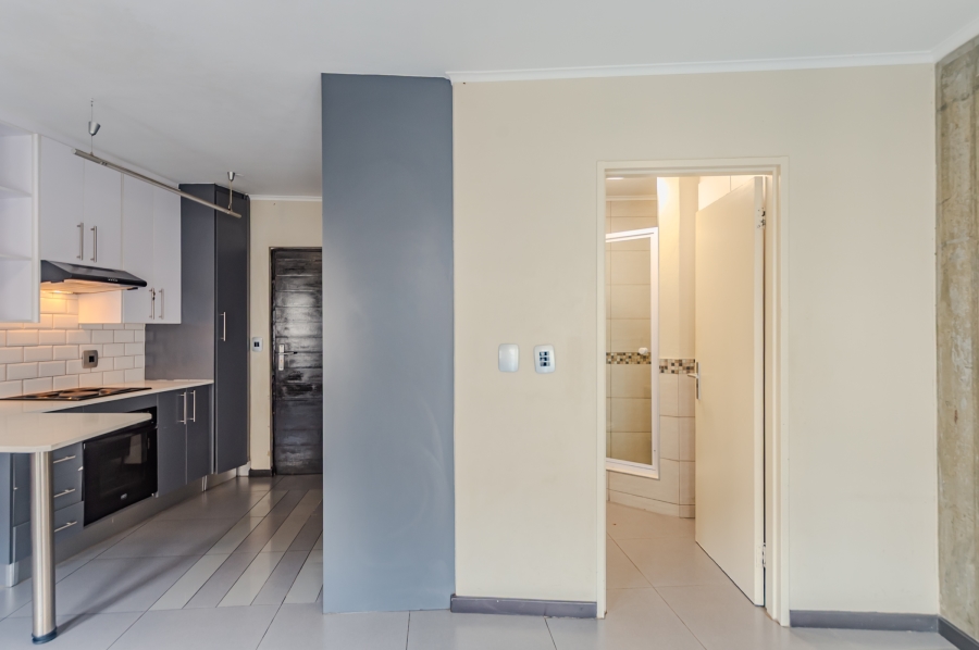 1 Bedroom Property for Sale in Hatfield Gauteng