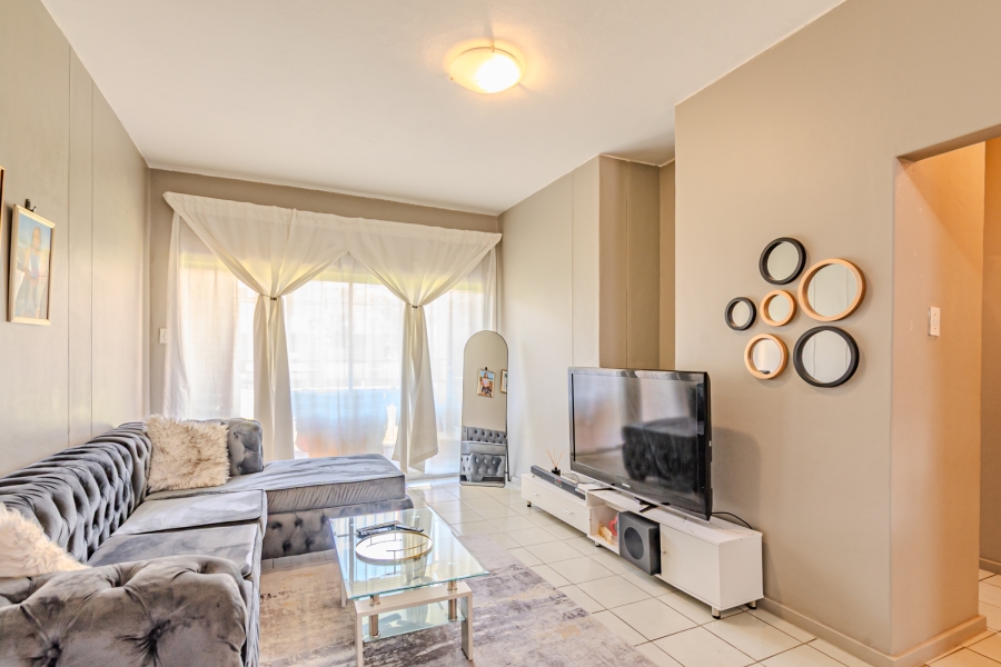 2 Bedroom Property for Sale in Waterkloof Glen Gauteng