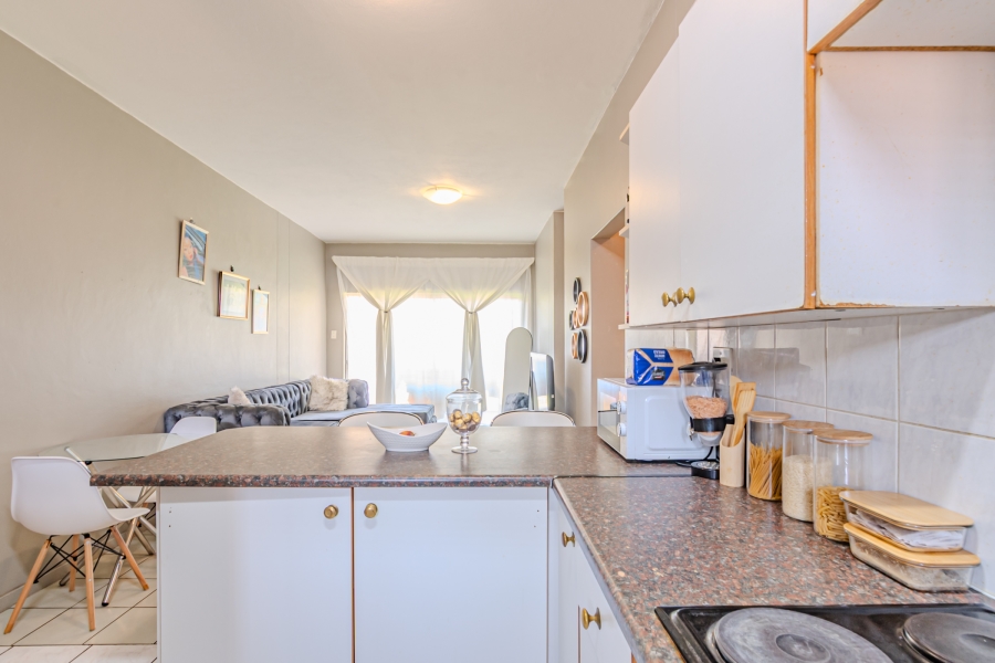 2 Bedroom Property for Sale in Waterkloof Glen Gauteng