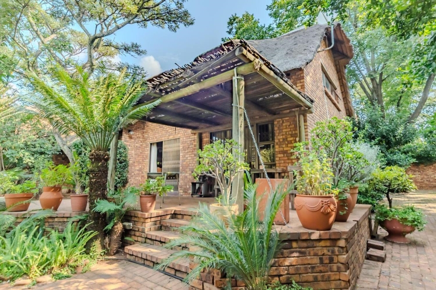 2 Bedroom Property for Sale in Wapadrand Gauteng