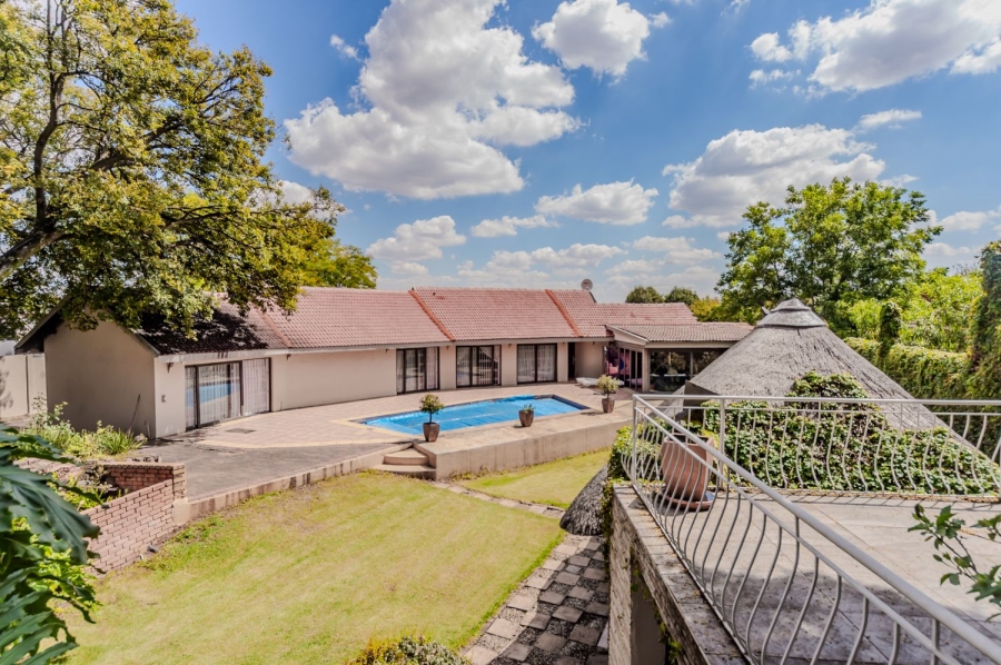 4 Bedroom Property for Sale in Waterkloof Ridge Gauteng