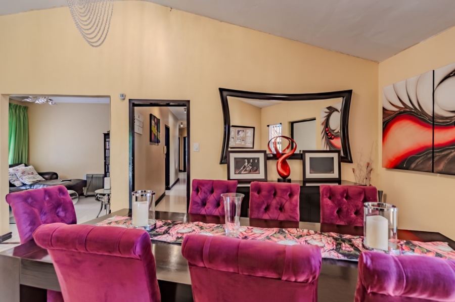 4 Bedroom Property for Sale in Waterkloof Ridge Gauteng