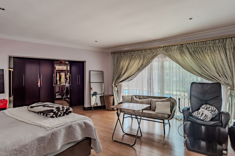 4 Bedroom Property for Sale in Waterkloof Ridge Gauteng