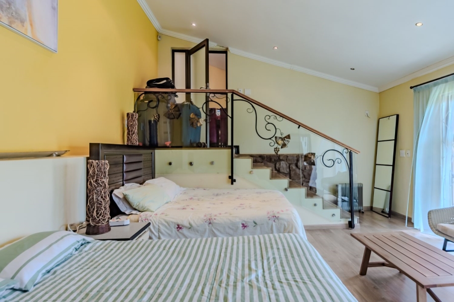 4 Bedroom Property for Sale in Waterkloof Ridge Gauteng