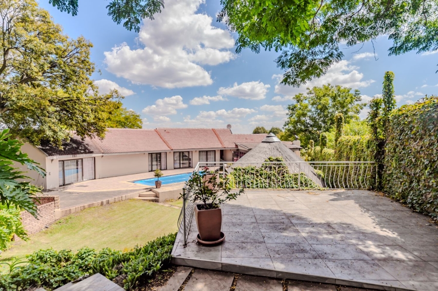 4 Bedroom Property for Sale in Waterkloof Ridge Gauteng