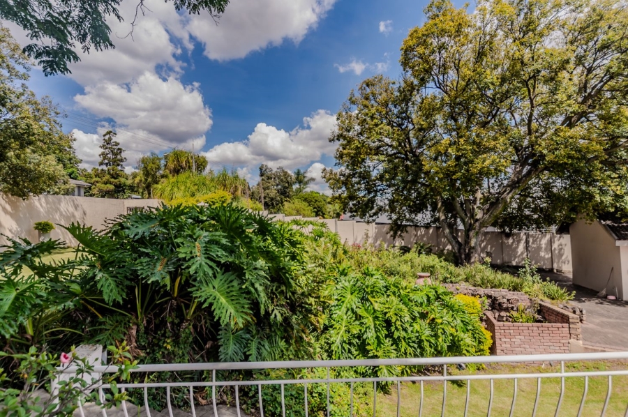 4 Bedroom Property for Sale in Waterkloof Ridge Gauteng