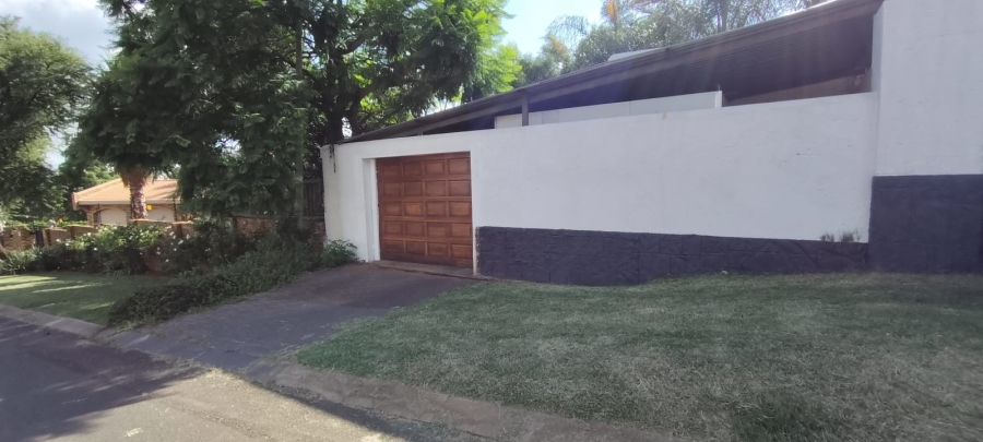 5 Bedroom Property for Sale in Fochville Gauteng