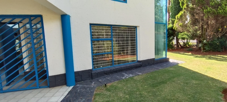 5 Bedroom Property for Sale in Fochville Gauteng