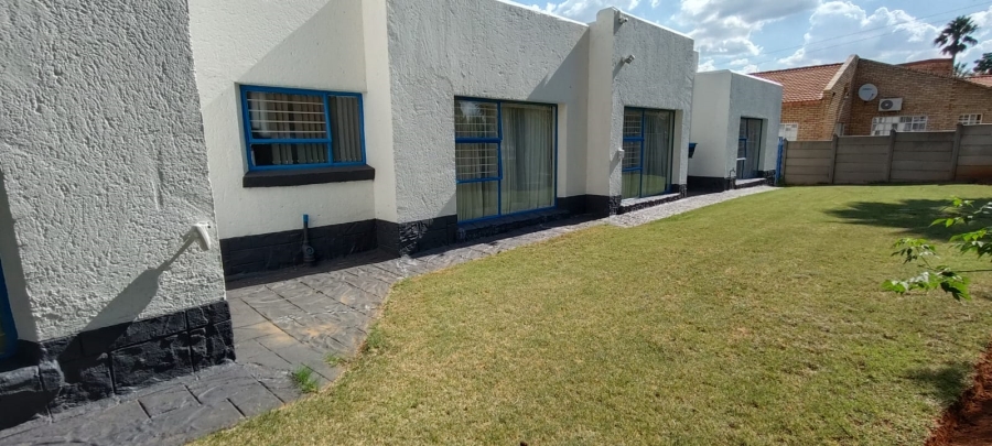 5 Bedroom Property for Sale in Fochville Gauteng