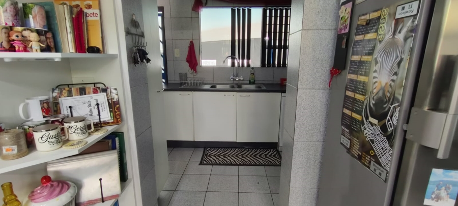 5 Bedroom Property for Sale in Fochville Gauteng