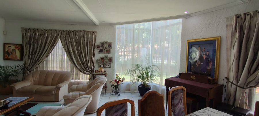 5 Bedroom Property for Sale in Fochville Gauteng