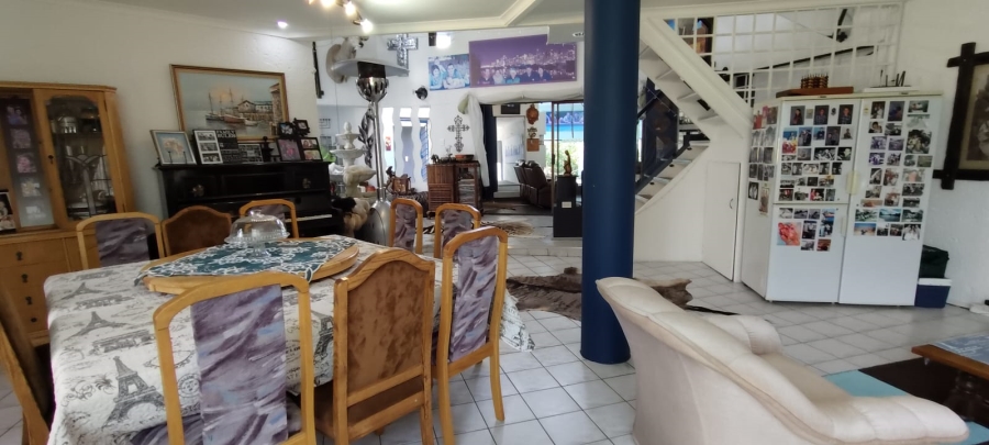 5 Bedroom Property for Sale in Fochville Gauteng