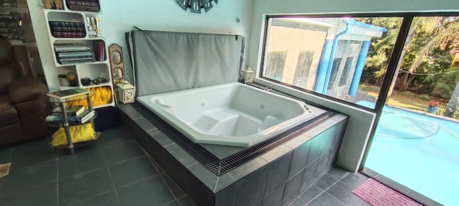 5 Bedroom Property for Sale in Fochville Gauteng