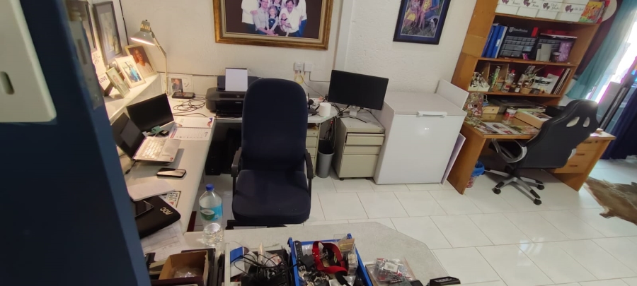 5 Bedroom Property for Sale in Fochville Gauteng