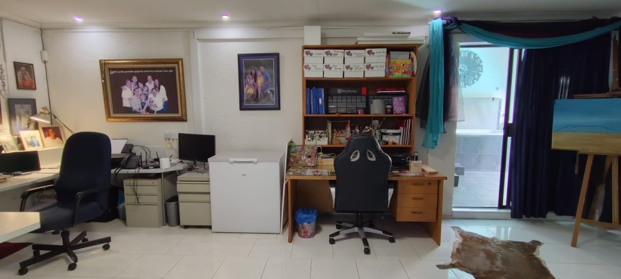 5 Bedroom Property for Sale in Fochville Gauteng