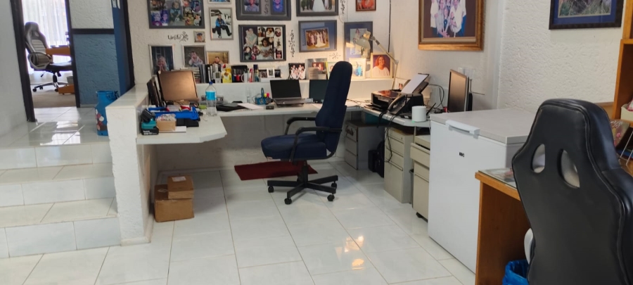 5 Bedroom Property for Sale in Fochville Gauteng