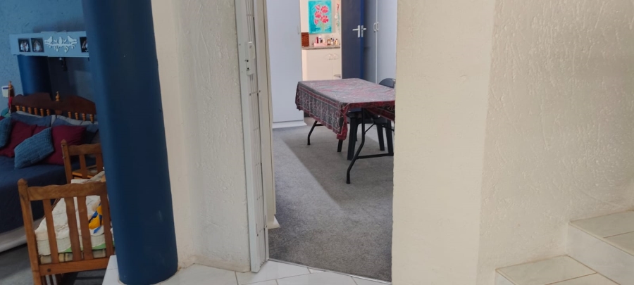 5 Bedroom Property for Sale in Fochville Gauteng