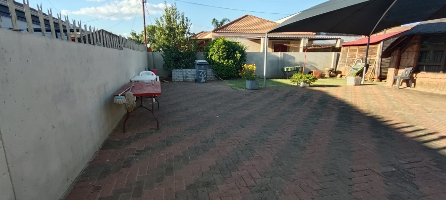 4 Bedroom Property for Sale in Fochville Gauteng