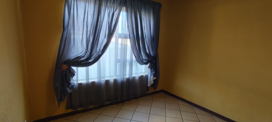 4 Bedroom Property for Sale in Fochville Gauteng