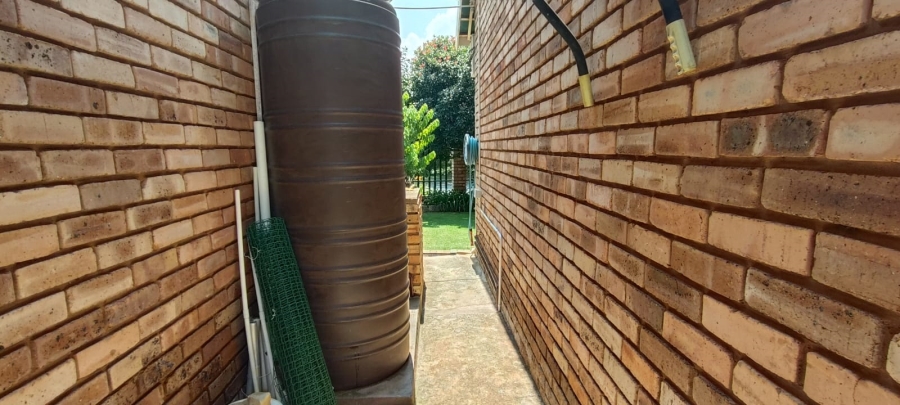 3 Bedroom Property for Sale in Fochville Gauteng